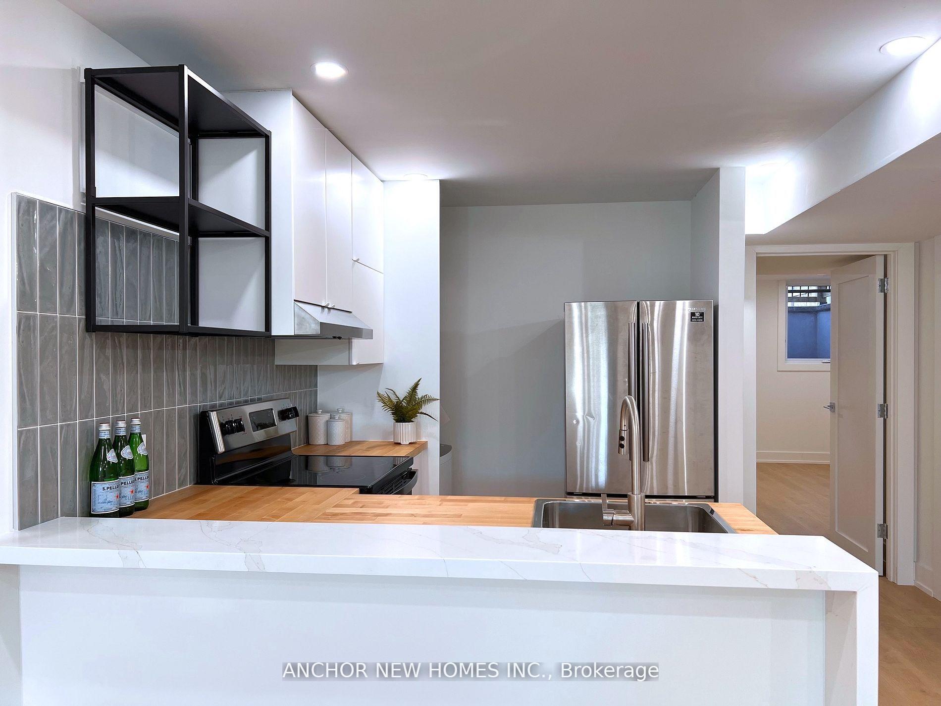 Photo 42 of 257 Chisholm Avenue, Toronto, Woodbine-Lumsden — HOMEH