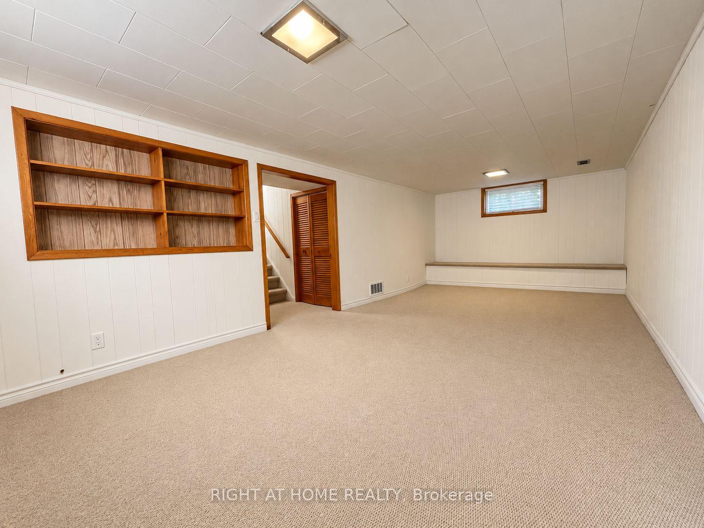 Photo 5 of 223 Ellendale Drive, Scarborough, Dorset Park — HOMEH