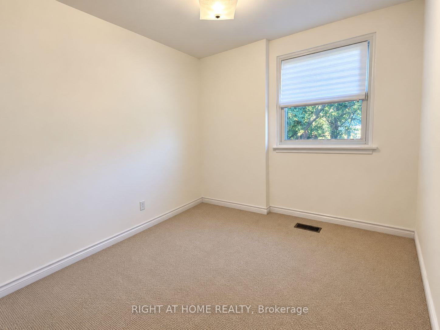 Photo 6 of 223 Ellendale Drive, Scarborough, Dorset Park — HOMEH