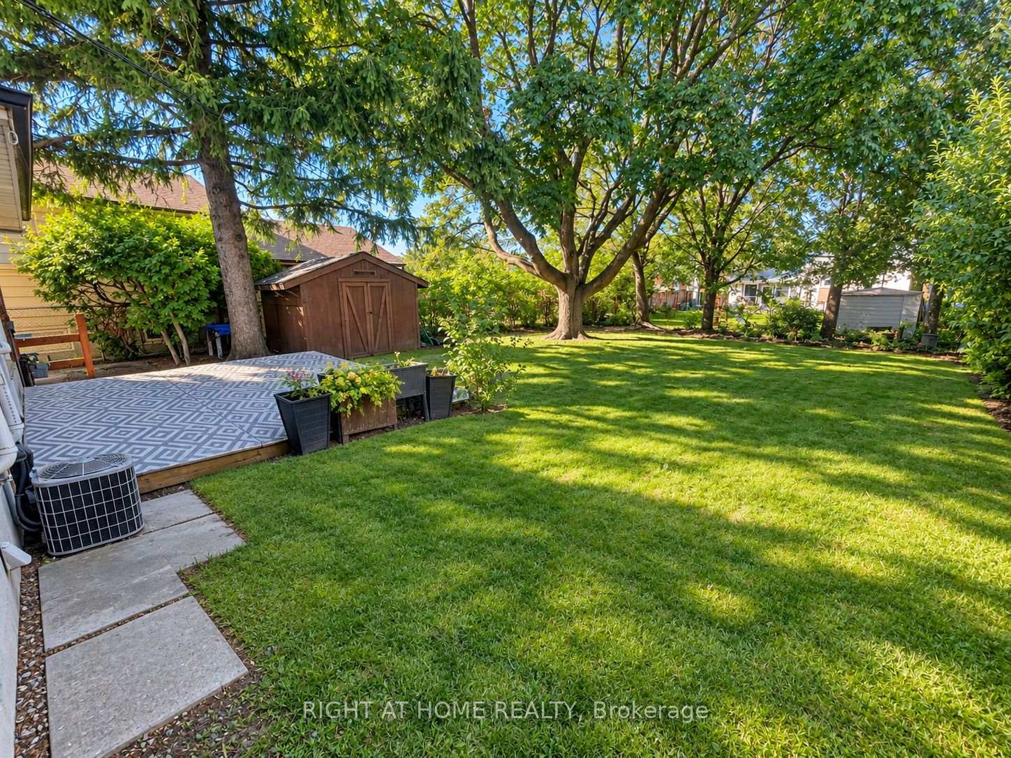 Photo 9 of 223 Ellendale Drive, Scarborough, Dorset Park — HOMEH