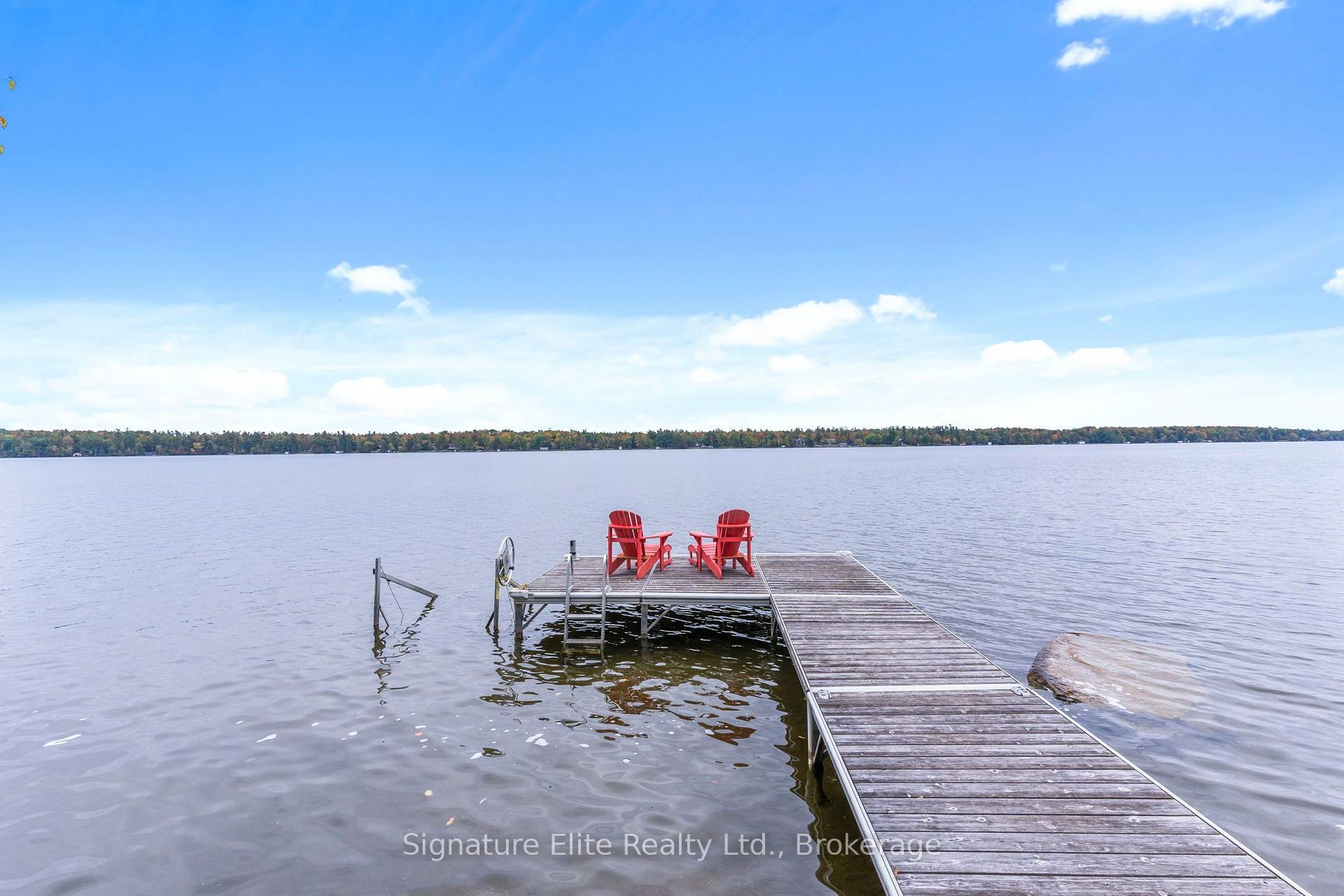 Photo of 985 North Bay Drive