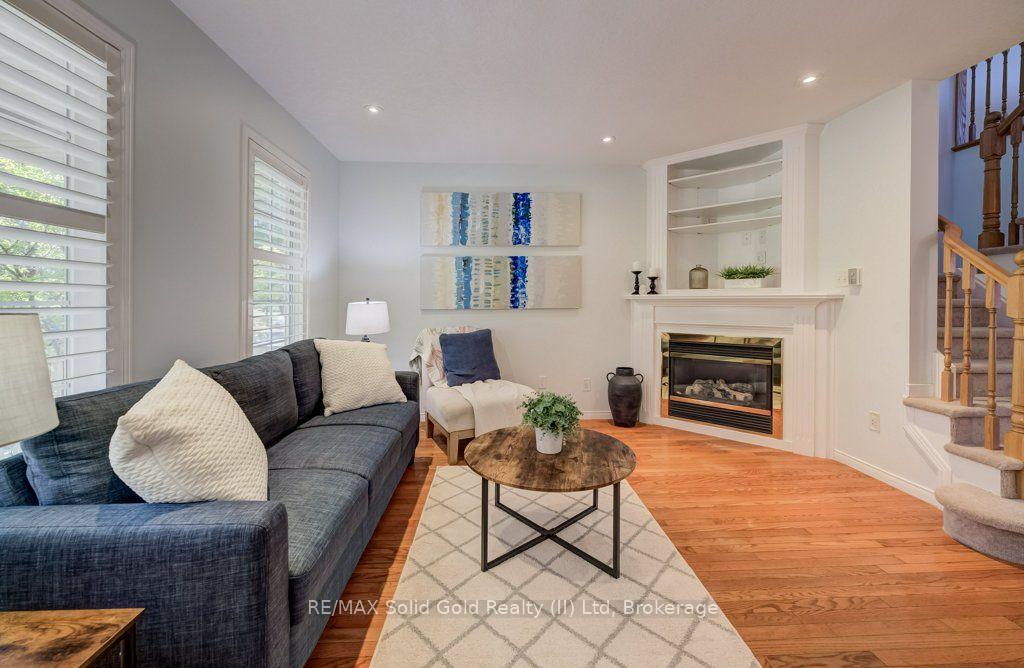 Photo 9 of 620 New Bedford Drive, Waterloo, Eastbridge — HOMEH