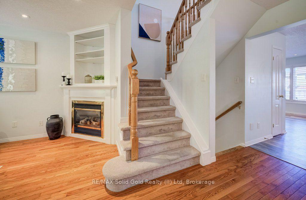 Photo 13 of 620 New Bedford Drive, Waterloo, Eastbridge — HOMEH