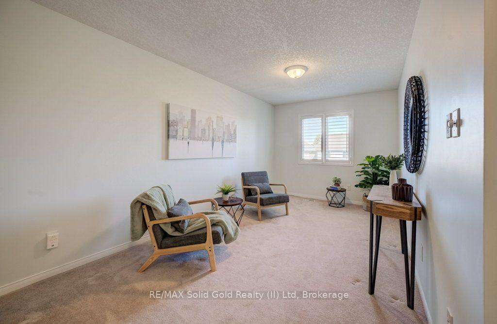 Photo 21 of 620 New Bedford Drive, Waterloo, Eastbridge — HOMEH