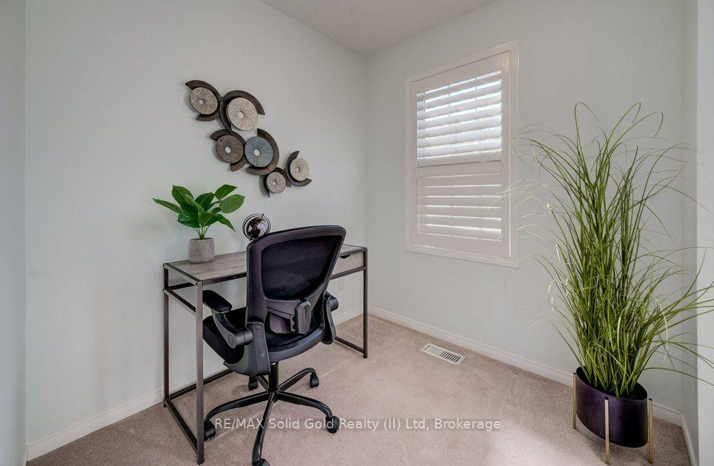 Photo 26 of 620 New Bedford Drive, Waterloo, Eastbridge — HOMEH