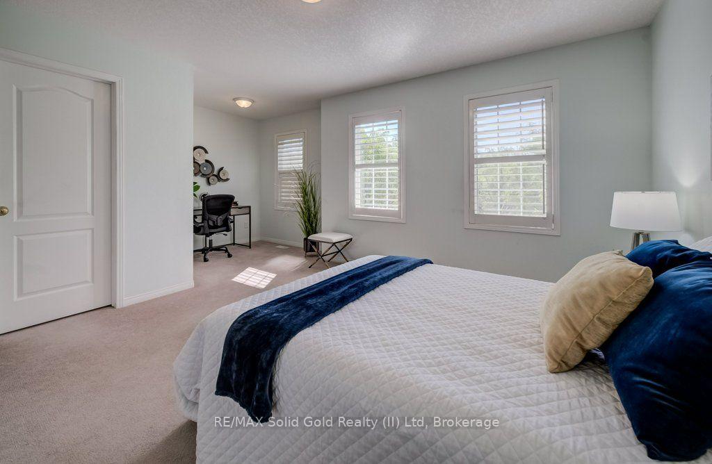 Photo 27 of 620 New Bedford Drive, Waterloo, Eastbridge — HOMEH