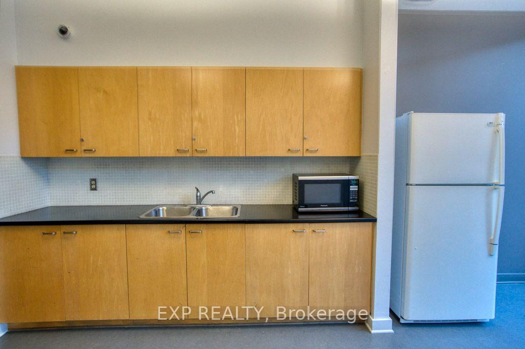 Photo 6 of Unit 301, 383 Cumberland Street, Ottawa, Lower Town/Byward Market — HOMEH