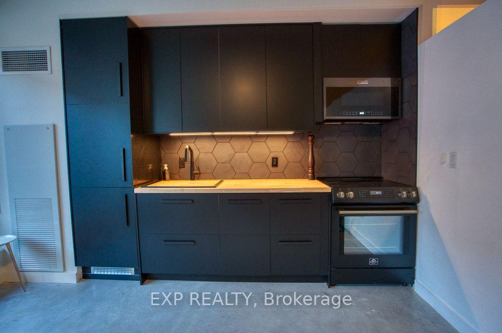 Photo 19 of Unit 301, 383 Cumberland Street, Ottawa, Lower Town/Byward Market — HOMEH