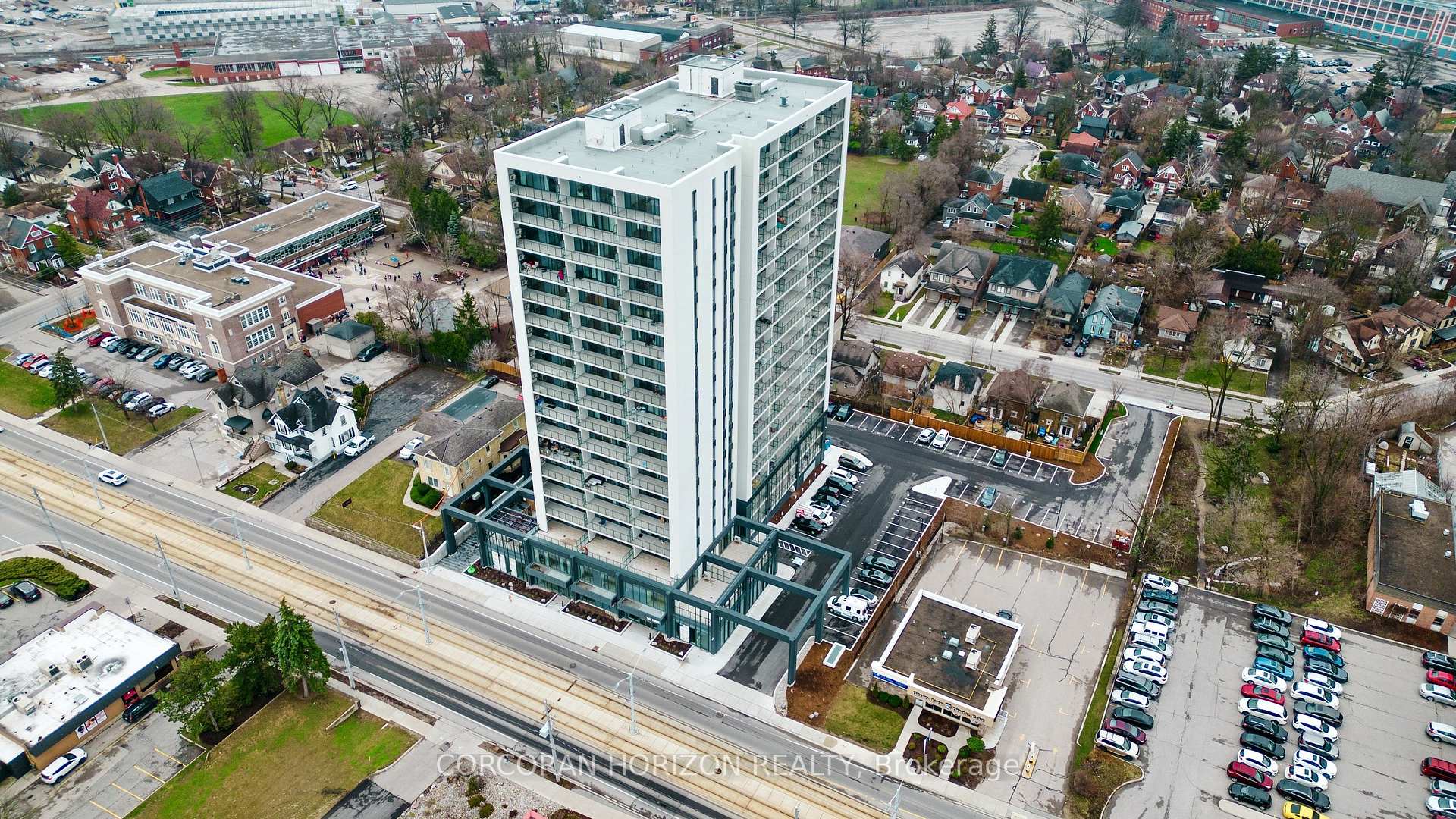 Photo 3 of Unit 1412, 741 King Street W, Kitchener, KW Hospital — HOMEH