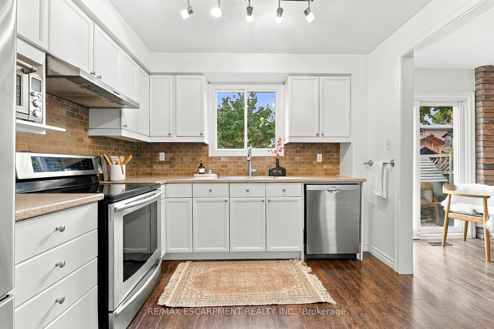 Photo 17 of 3453 Hannibal Road, Burlington, Palmer — HOMEH