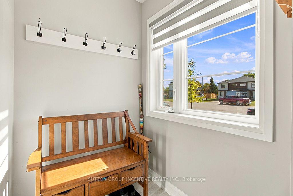 Photo 10 of 103 Jefferey Way, Wellington North, Mount Forest — HOMEH