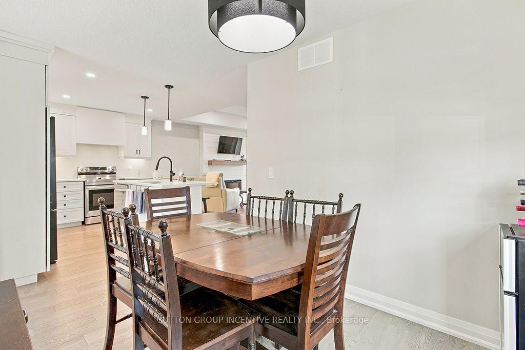 Photo 14 of 103 Jefferey Way, Wellington North, Mount Forest — HOMEH