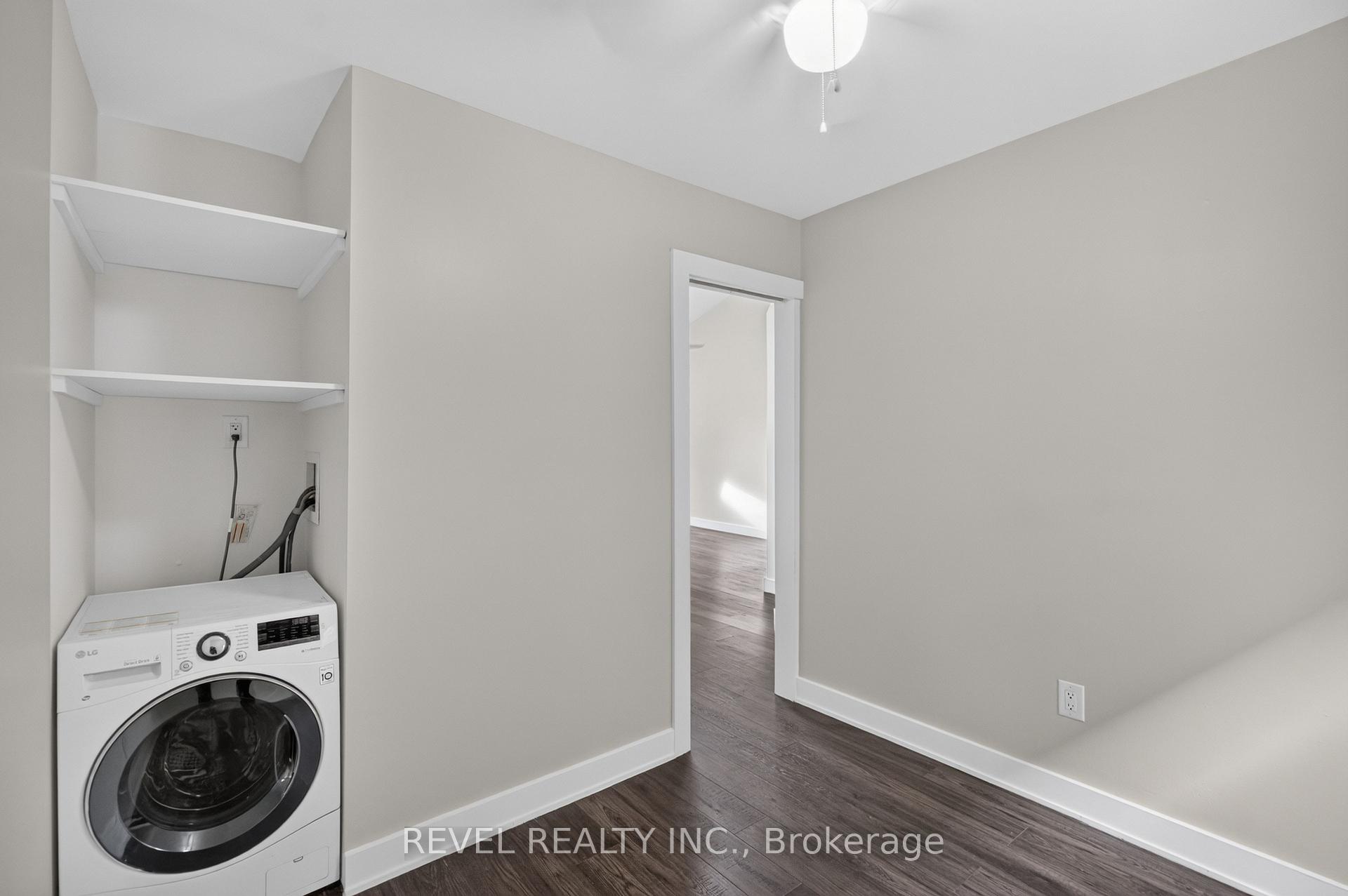 Photo 16 of 30 Ray Street N, Hamilton, Strathcona — HOMEH
