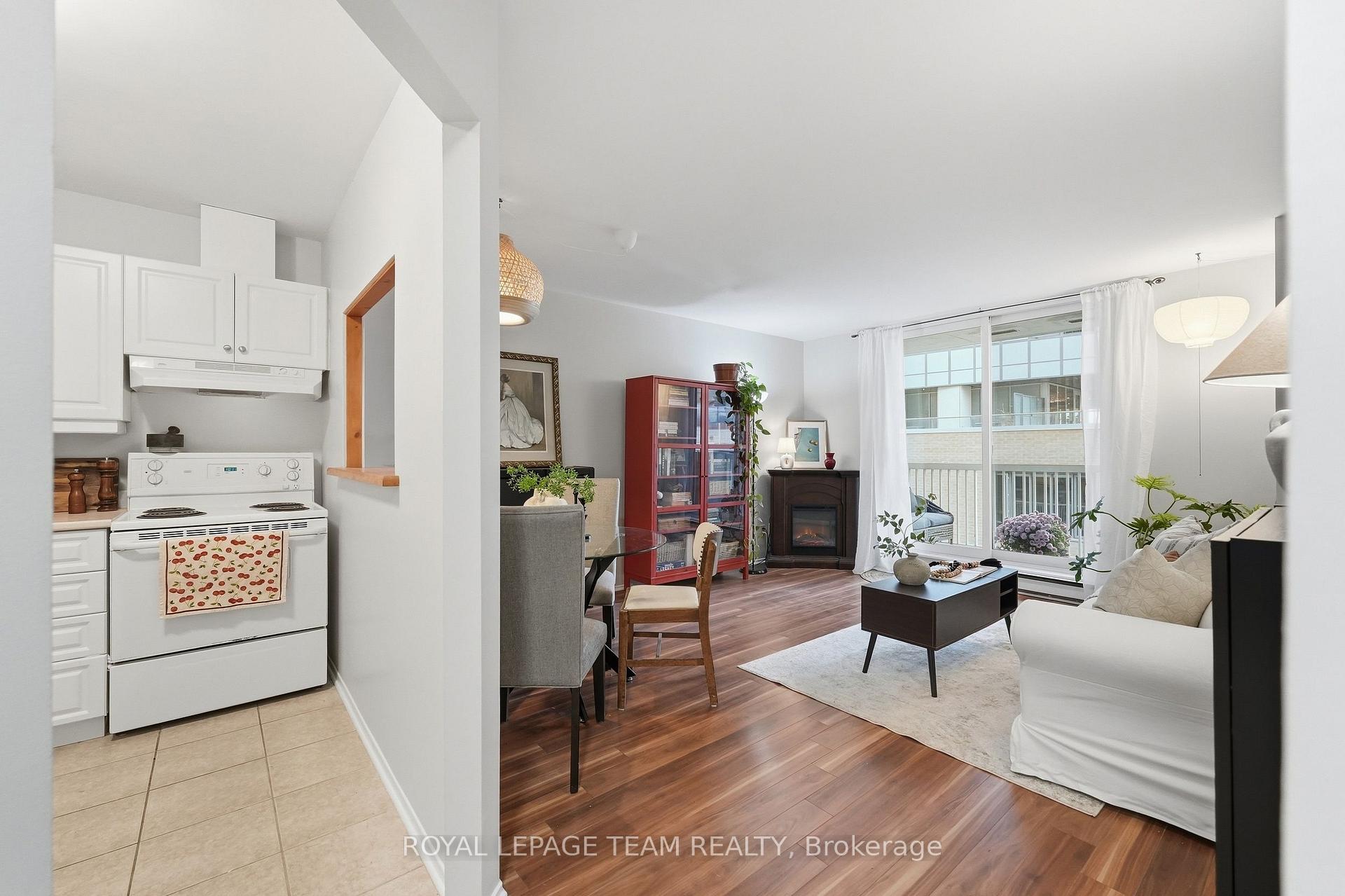 Photo 7 of Unit 304, 110 Forward Avenue, Ottawa, Mechanicsville — HOMEH