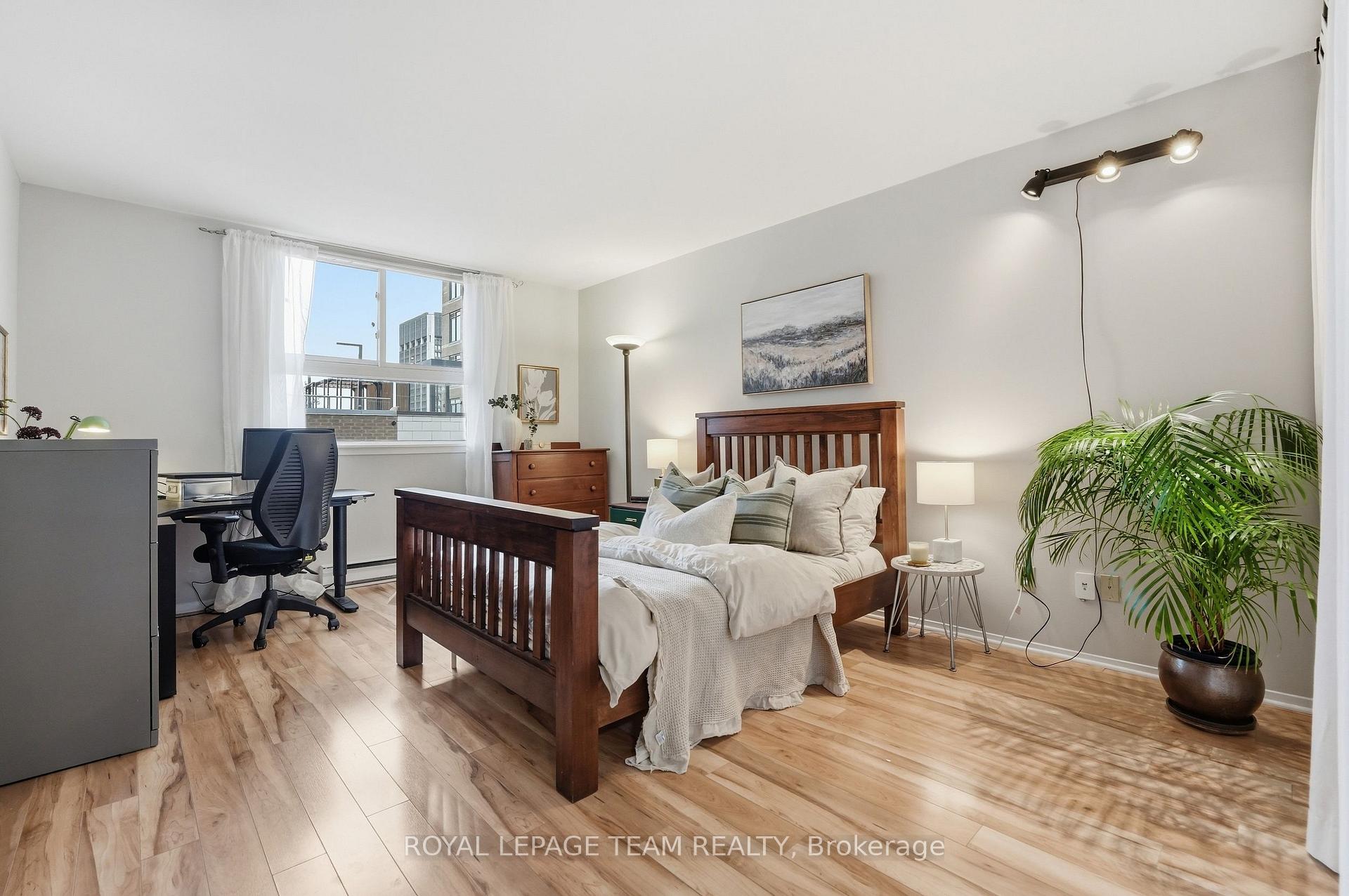 Photo 15 of Unit 304, 110 Forward Avenue, Ottawa, Mechanicsville — HOMEH