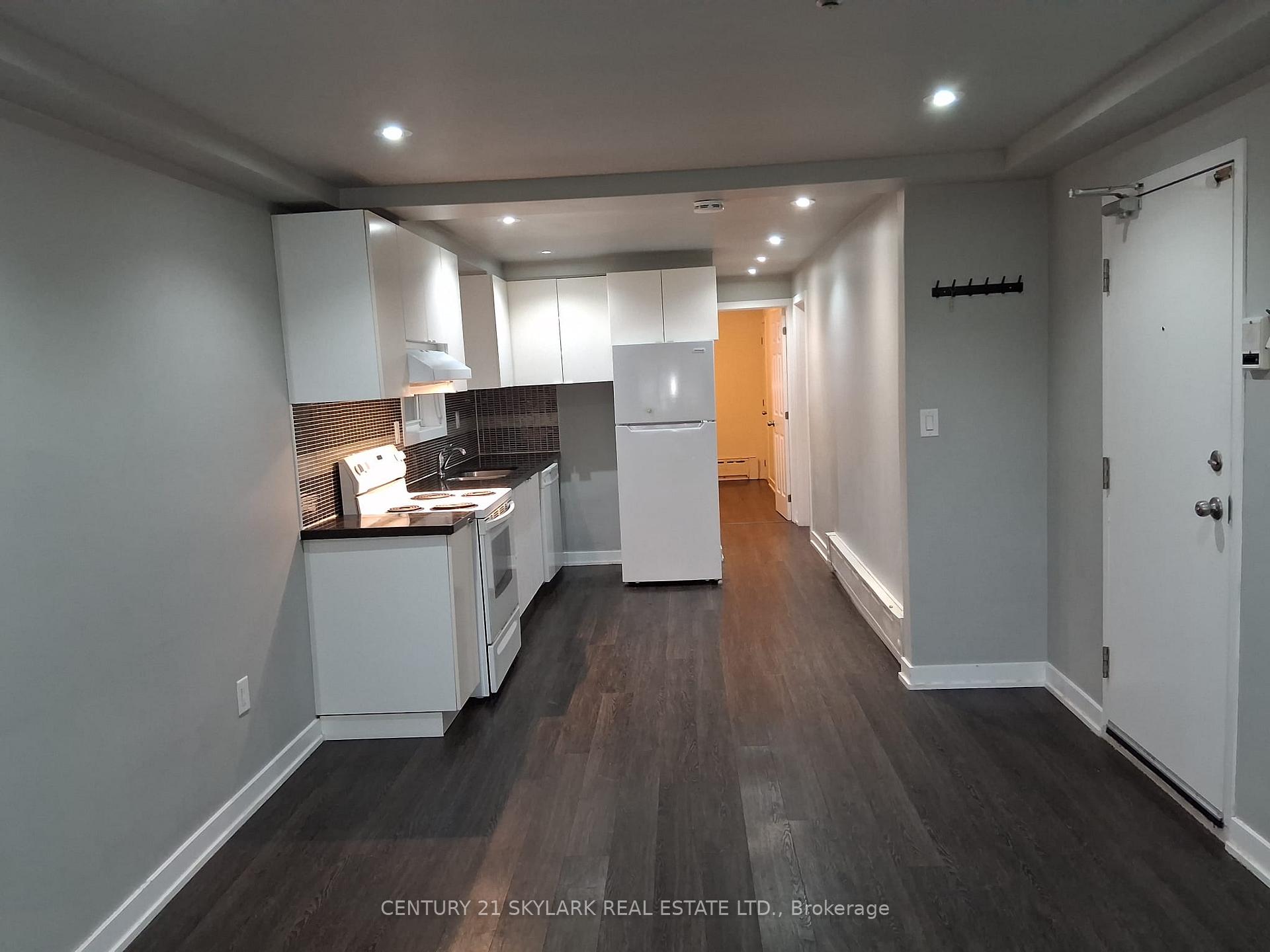 Photo 3 of Unit Lower, 78 Cavell Avenue, Etobicoke, Mimico — HOMEH