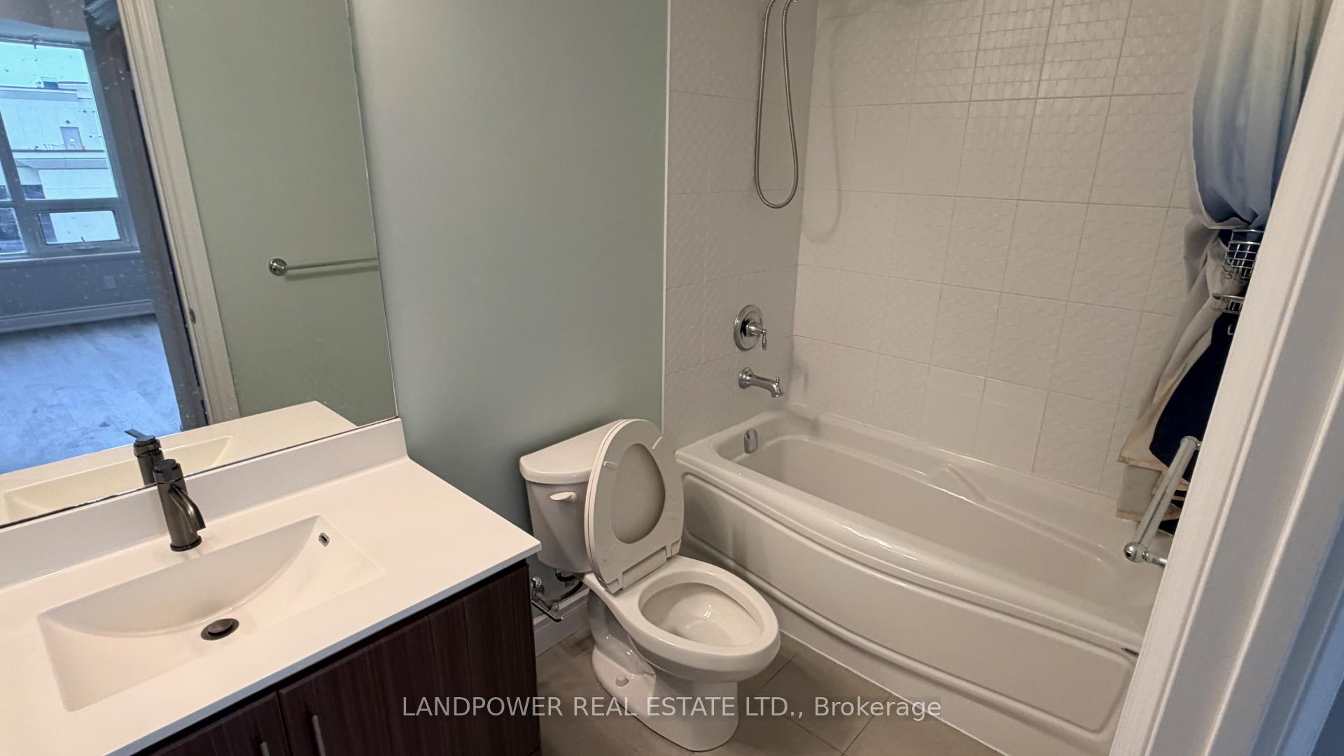 Photo 10 of Unit 1511, 38 Cedarland Drive, Markham, Unionville — HOMEH