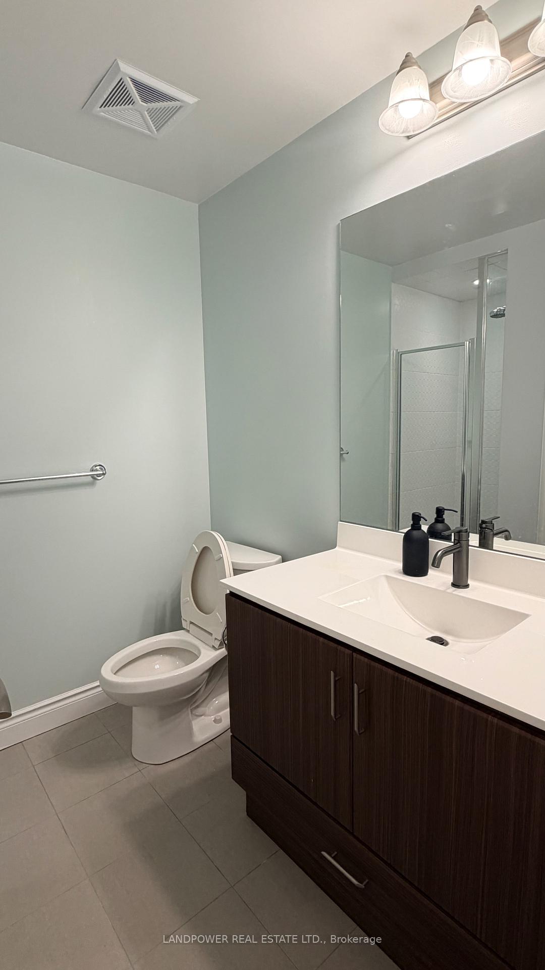 Photo 12 of Unit 1511, 38 Cedarland Drive, Markham, Unionville — HOMEH