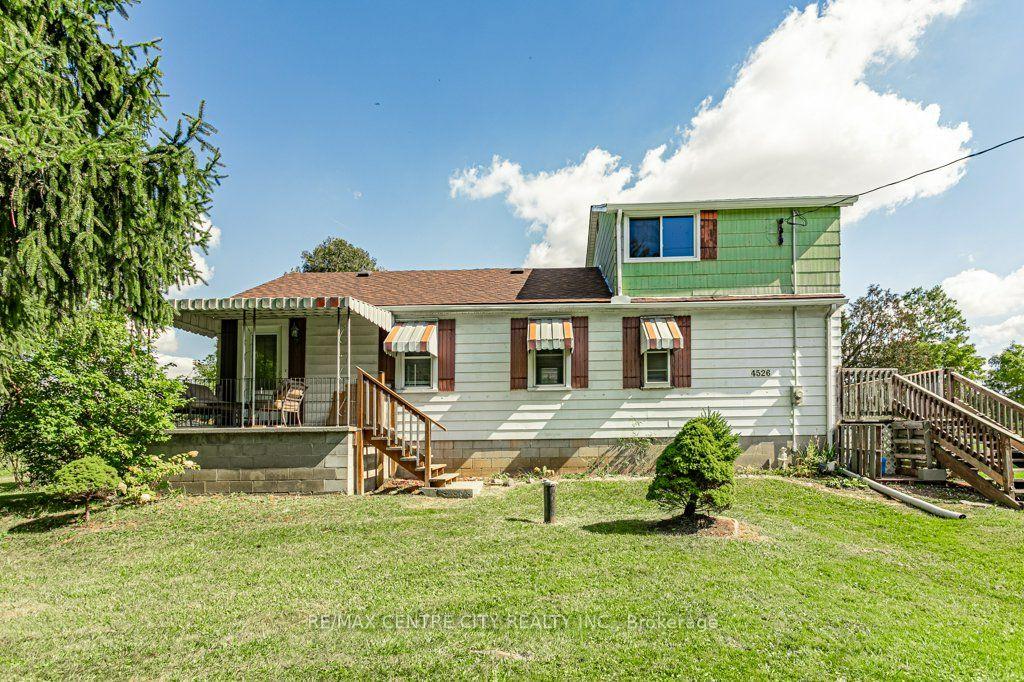 Photo of 4526 Wonderland Road S