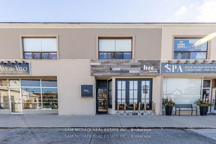 Photo of 1710 Lakeshore Road W