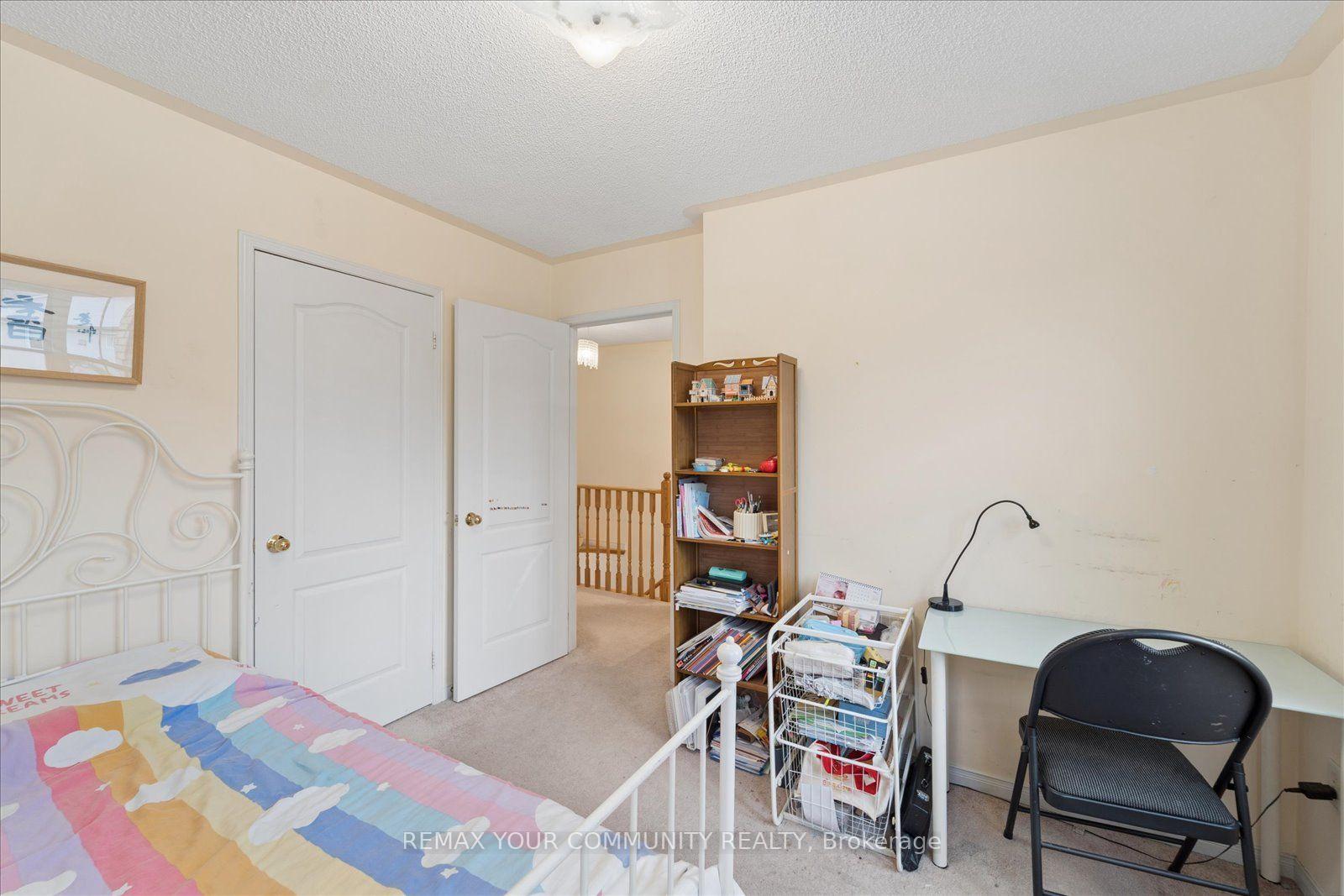 Photo 31 of 44 Antique Drive, Richmond Hill, Oak Ridges Lake Wilcox — HOMEH