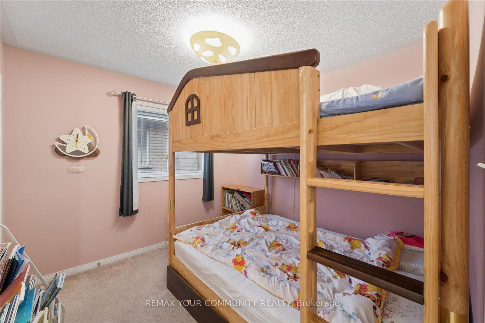 Photo 33 of 44 Antique Drive, Richmond Hill, Oak Ridges Lake Wilcox — HOMEH