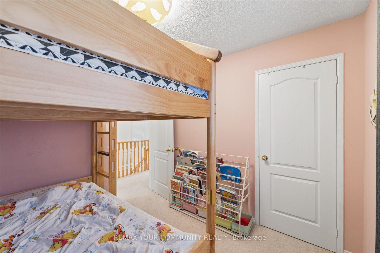 Photo 35 of 44 Antique Drive, Richmond Hill, Oak Ridges Lake Wilcox — HOMEH