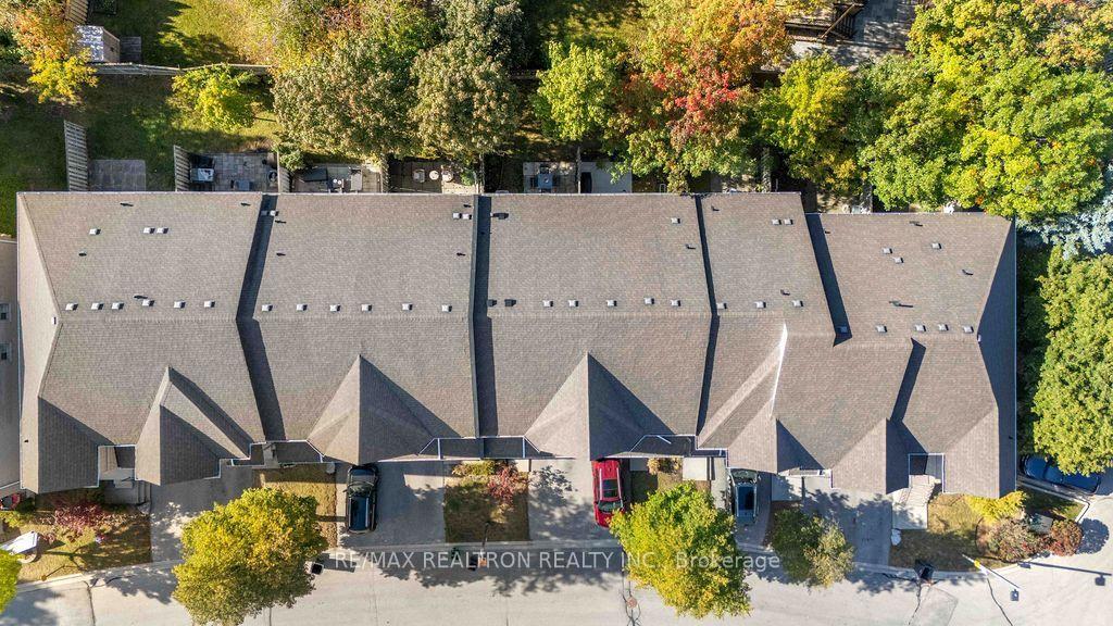 Photo 3 of Unit 45, 5525 Palmerston Crescent, Mississauga, Central Erin Mills — HOMEH