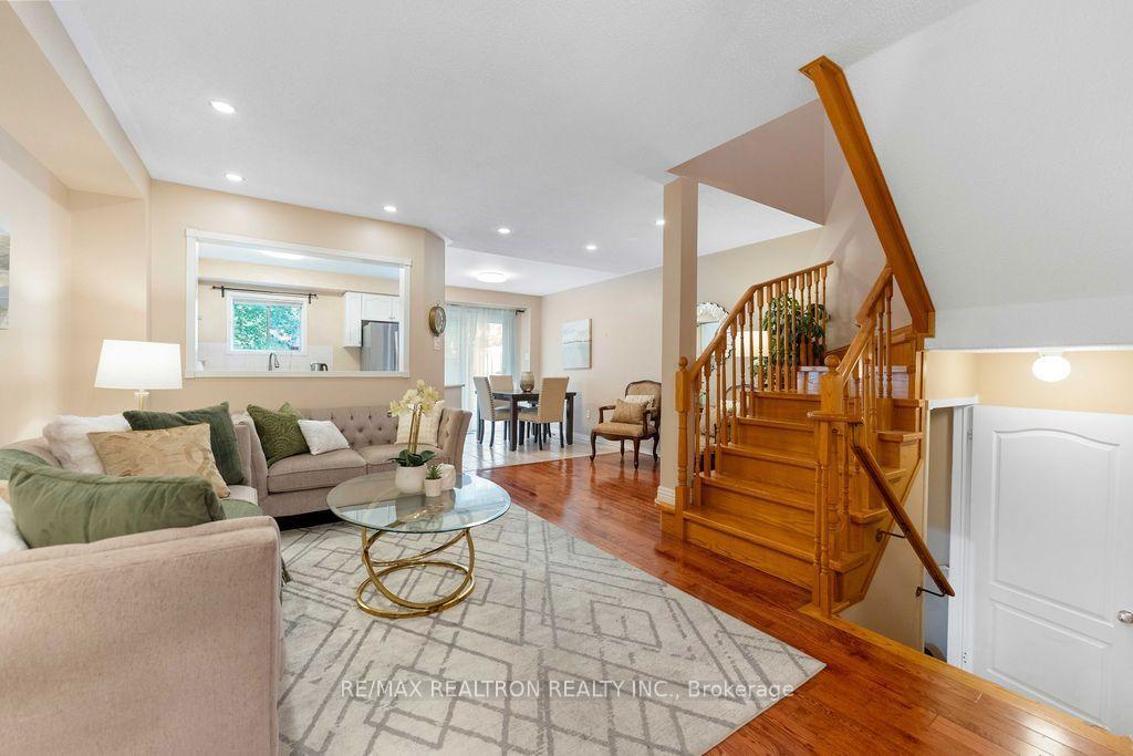 Photo 7 of Unit 45, 5525 Palmerston Crescent, Mississauga, Central Erin Mills — HOMEH