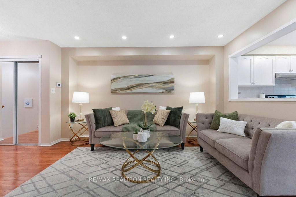 Photo 10 of Unit 45, 5525 Palmerston Crescent, Mississauga, Central Erin Mills — HOMEH