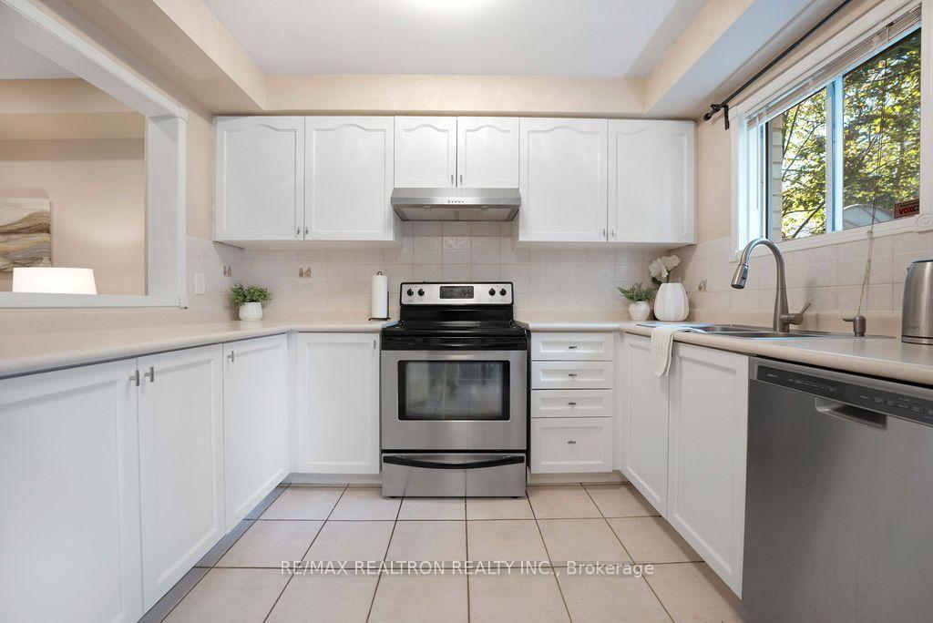 Photo 15 of Unit 45, 5525 Palmerston Crescent, Mississauga, Central Erin Mills — HOMEH