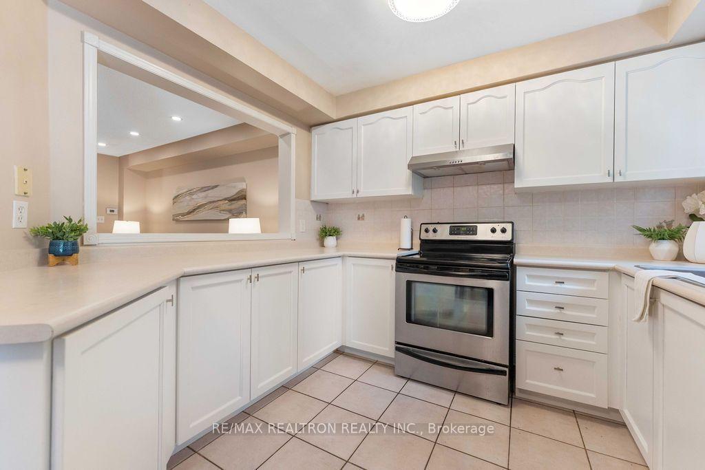 Photo 16 of Unit 45, 5525 Palmerston Crescent, Mississauga, Central Erin Mills — HOMEH