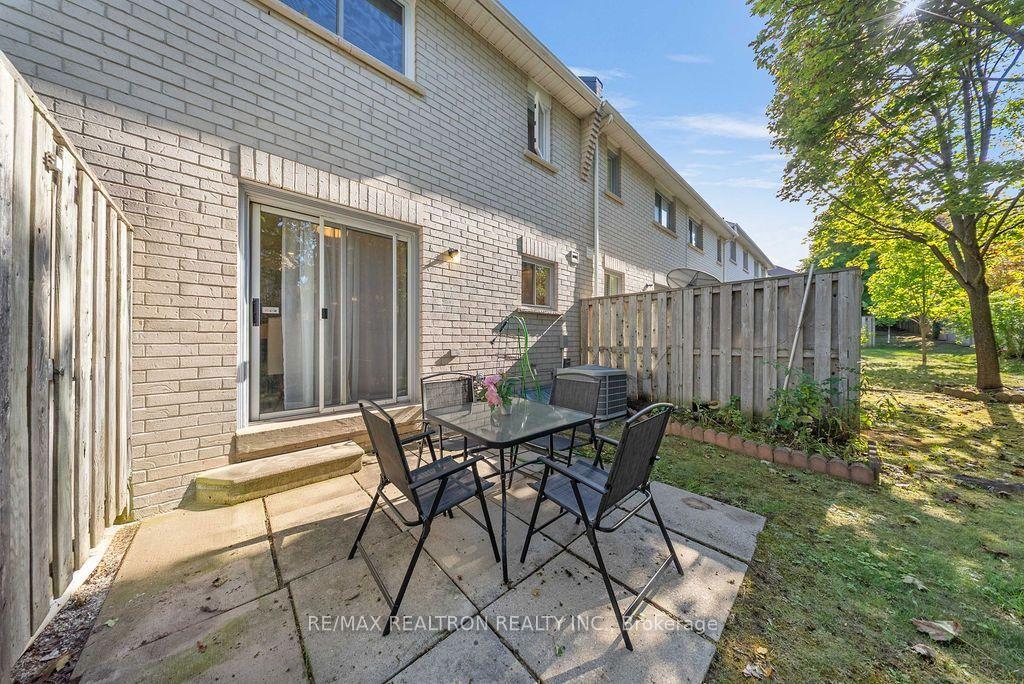 Photo 45 of Unit 45, 5525 Palmerston Crescent, Mississauga, Central Erin Mills — HOMEH