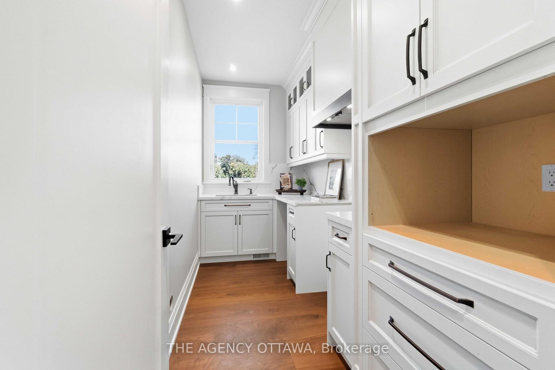 Photo 28 of 432 Ashbee Court, Ottawa, Manotick Village & Manotick Estates — HOMEH