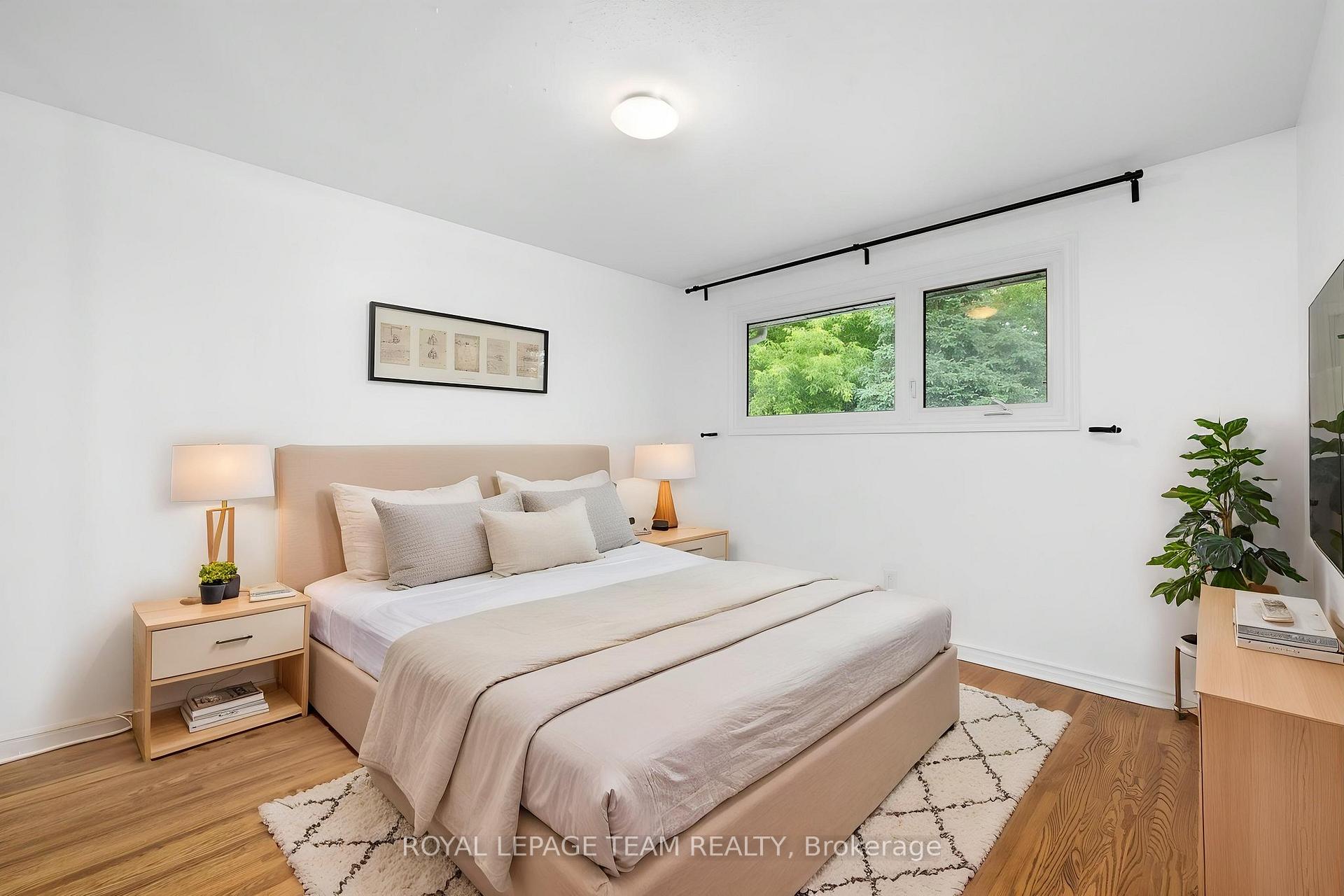 Photo 16 of 40 Woodmount Crescent, Ottawa, Borden Farm/Stewart Farm/Carleton Heights/Parkwood Hills — HOMEH