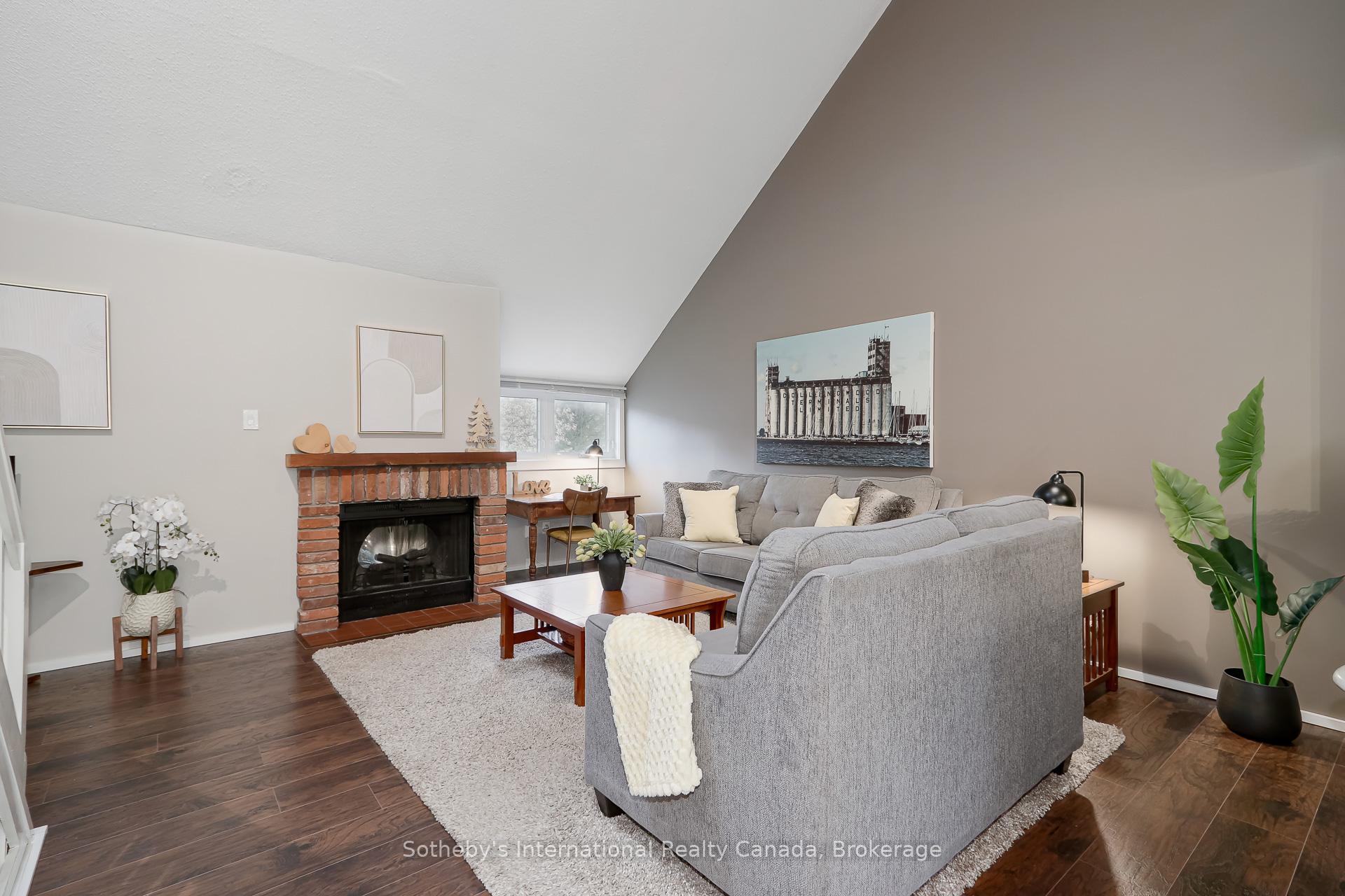 Photo 7 of Unit 214, 214 Escarpment Crescent, Collingwood — HOMEH