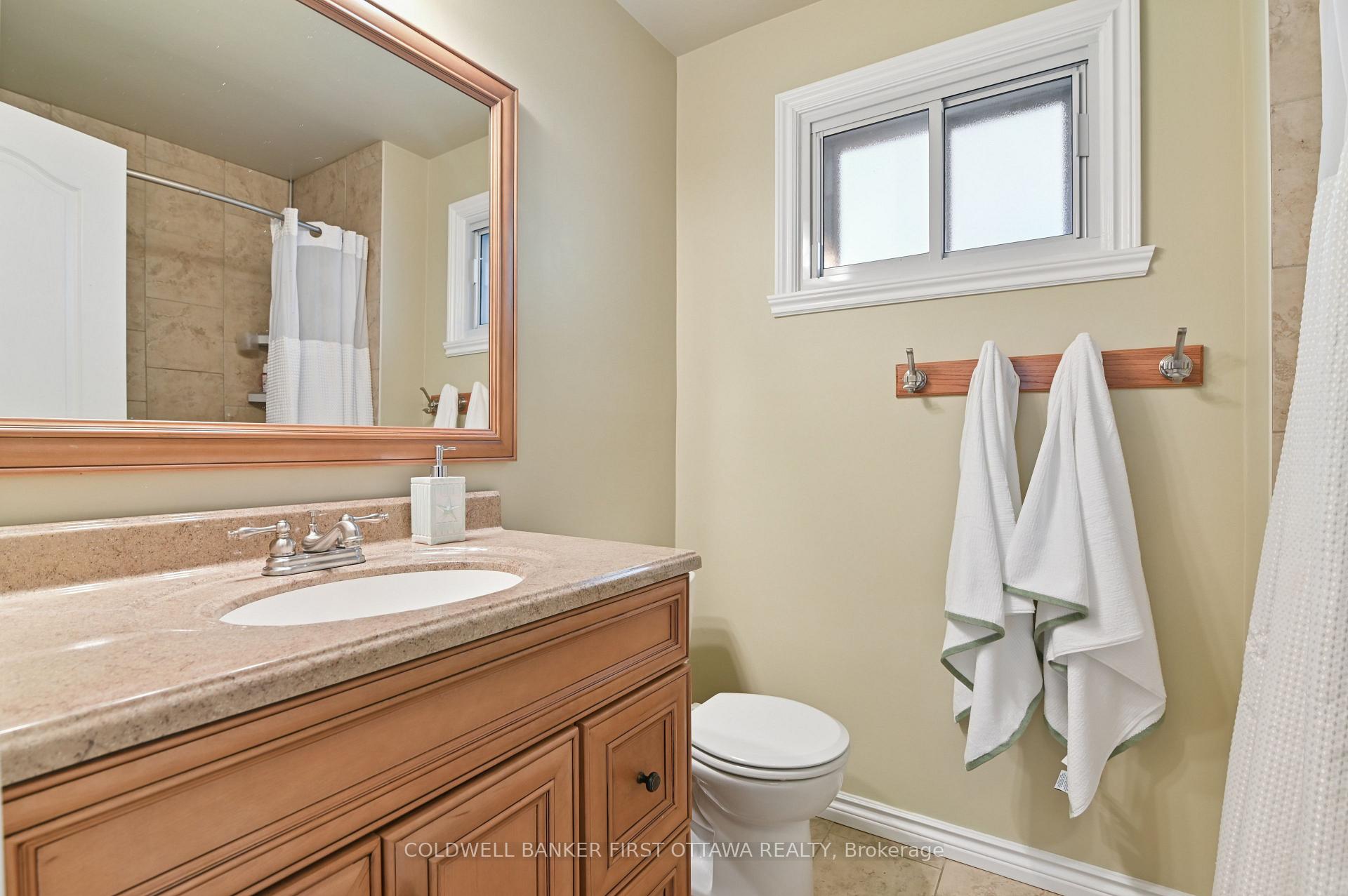 Photo 16 of 1868 Markwell Crescent, Ottawa, Chateauneuf — HOMEH