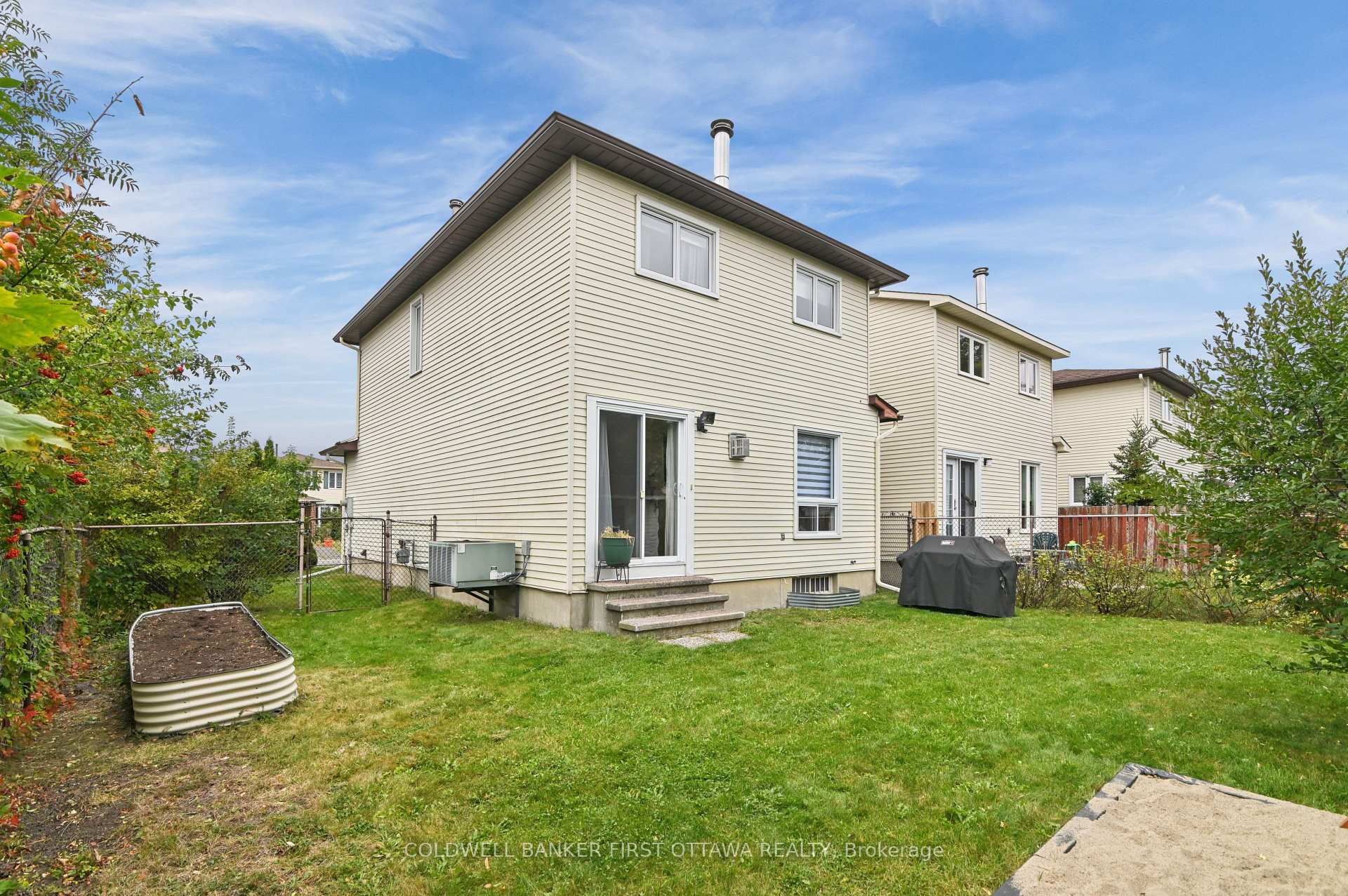 Photo 28 of 1868 Markwell Crescent, Ottawa, Chateauneuf — HOMEH