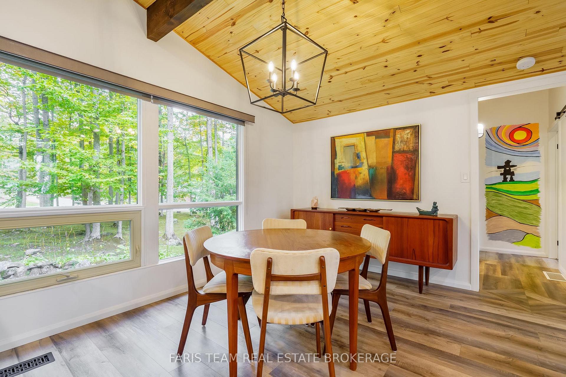 Photo 8 of 21 Slalom Drive, Oro-Medonte, Rural Oro-Medonte — HOMEH
