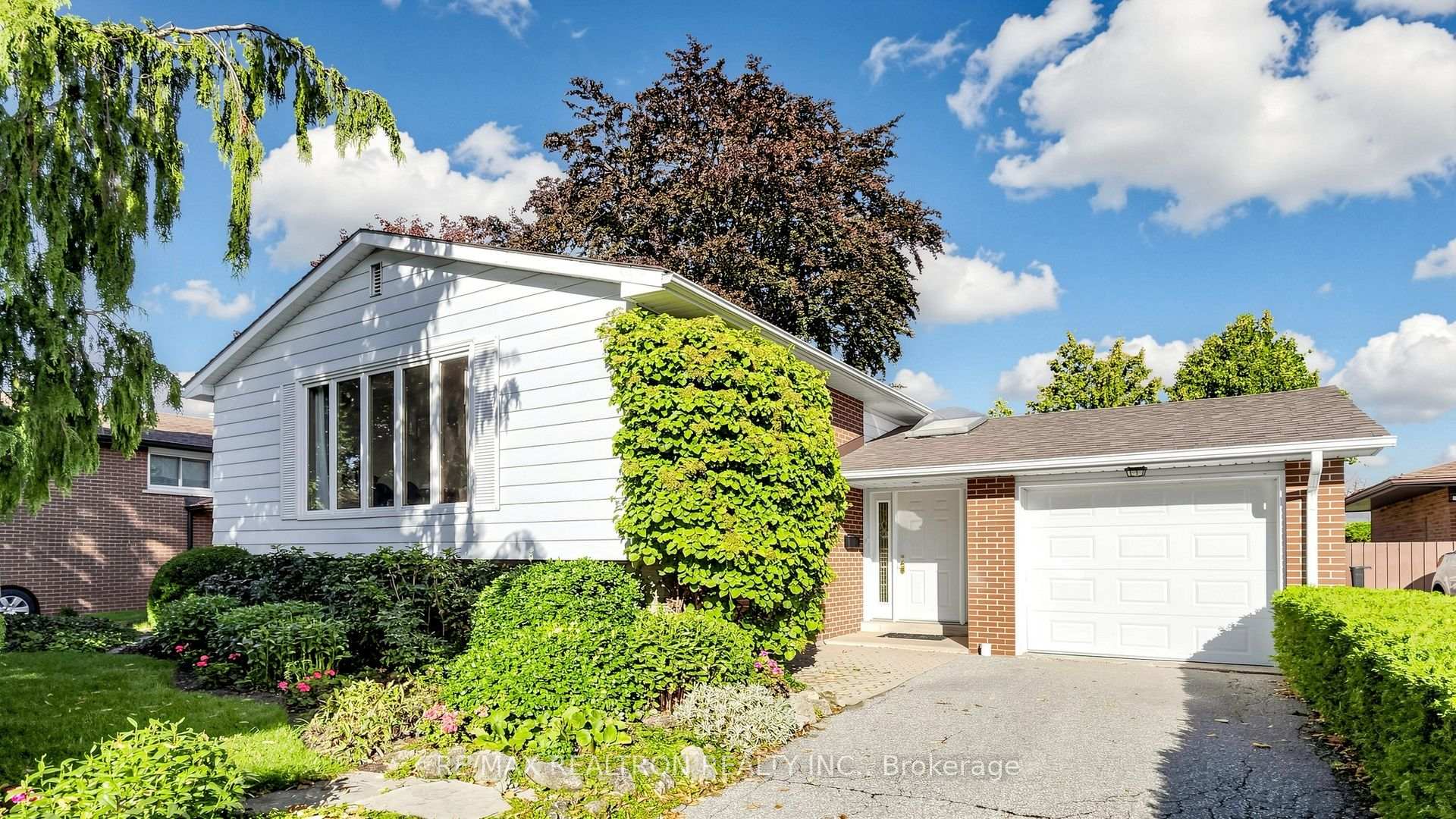Photo 1 of 54 Dolly Varden Boulevard, Scarborough, Woburn — HOMEH