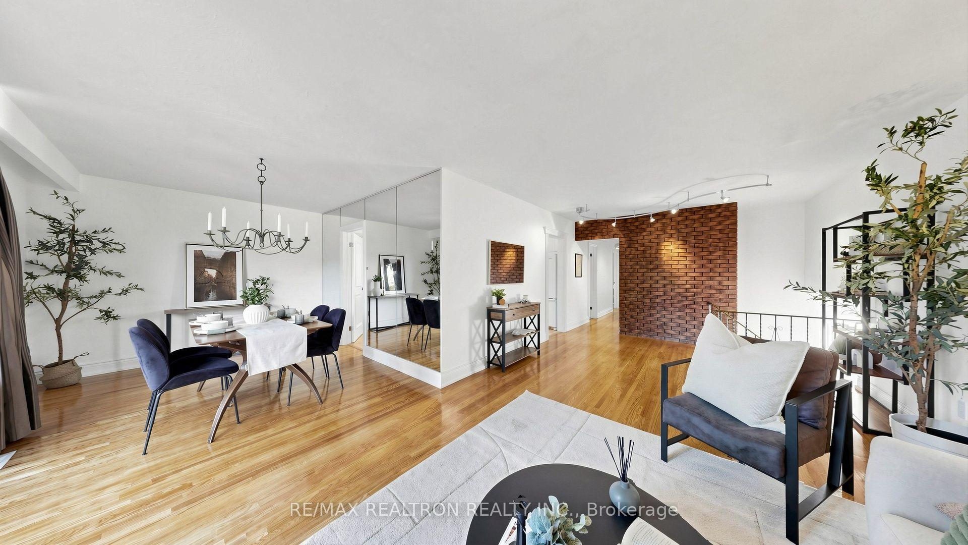 Photo 7 of 54 Dolly Varden Boulevard, Scarborough, Woburn — HOMEH