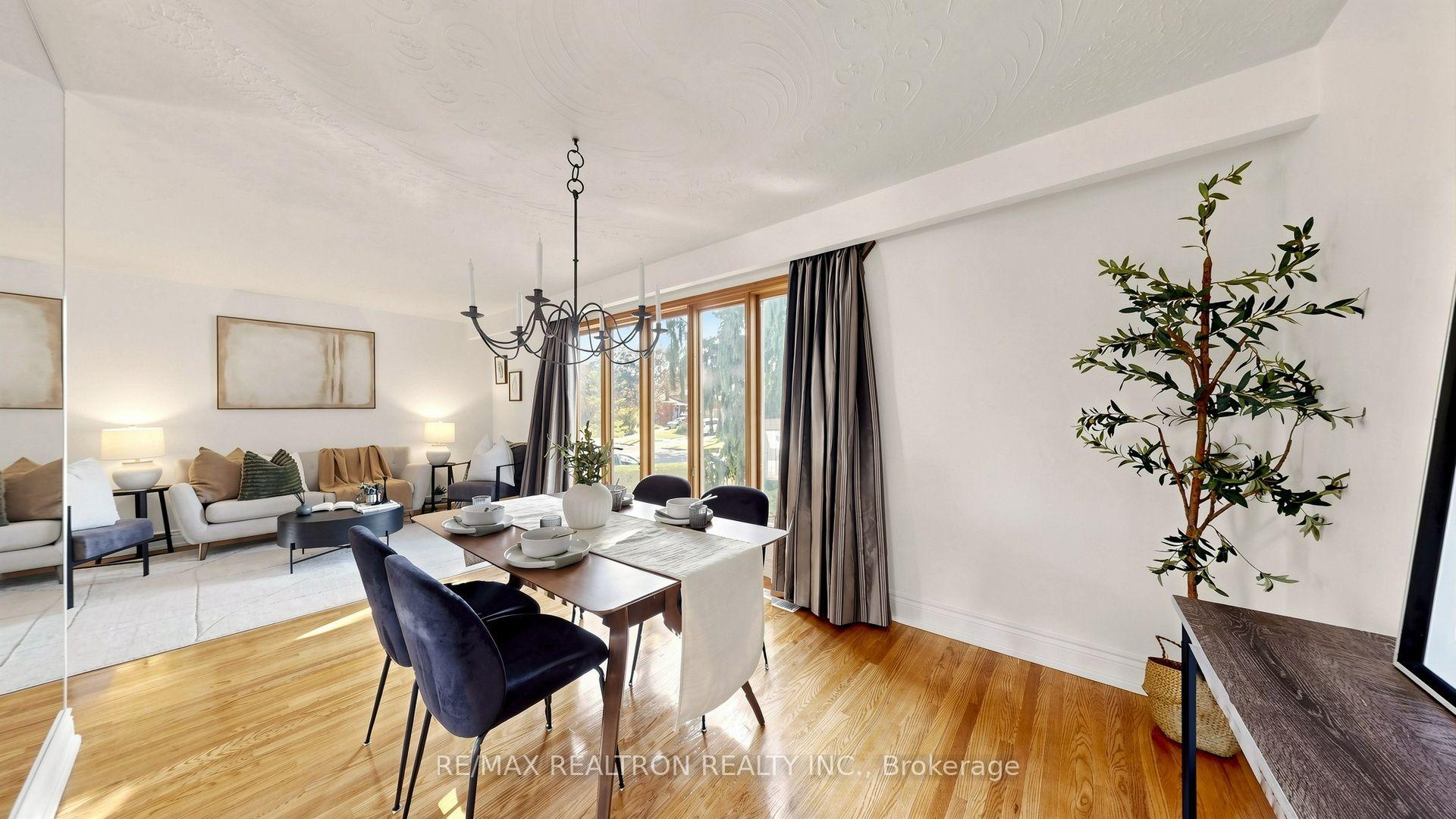 Photo 11 of 54 Dolly Varden Boulevard, Scarborough, Woburn — HOMEH