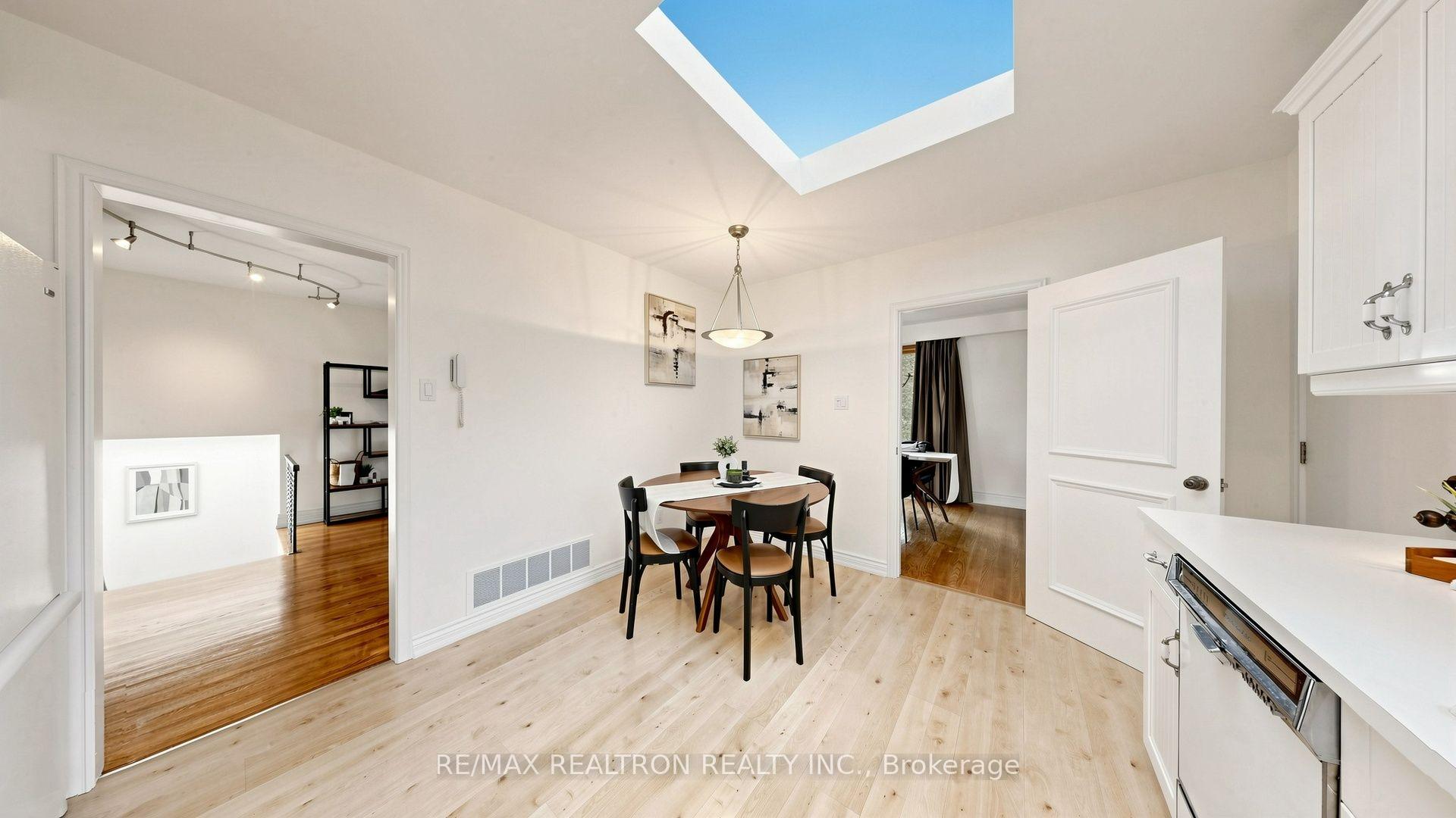 Photo 16 of 54 Dolly Varden Boulevard, Scarborough, Woburn — HOMEH