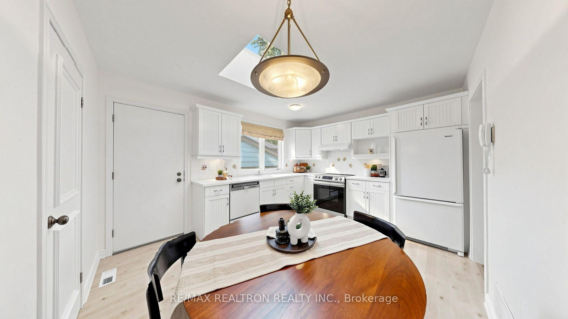 Photo 18 of 54 Dolly Varden Boulevard, Scarborough, Woburn — HOMEH