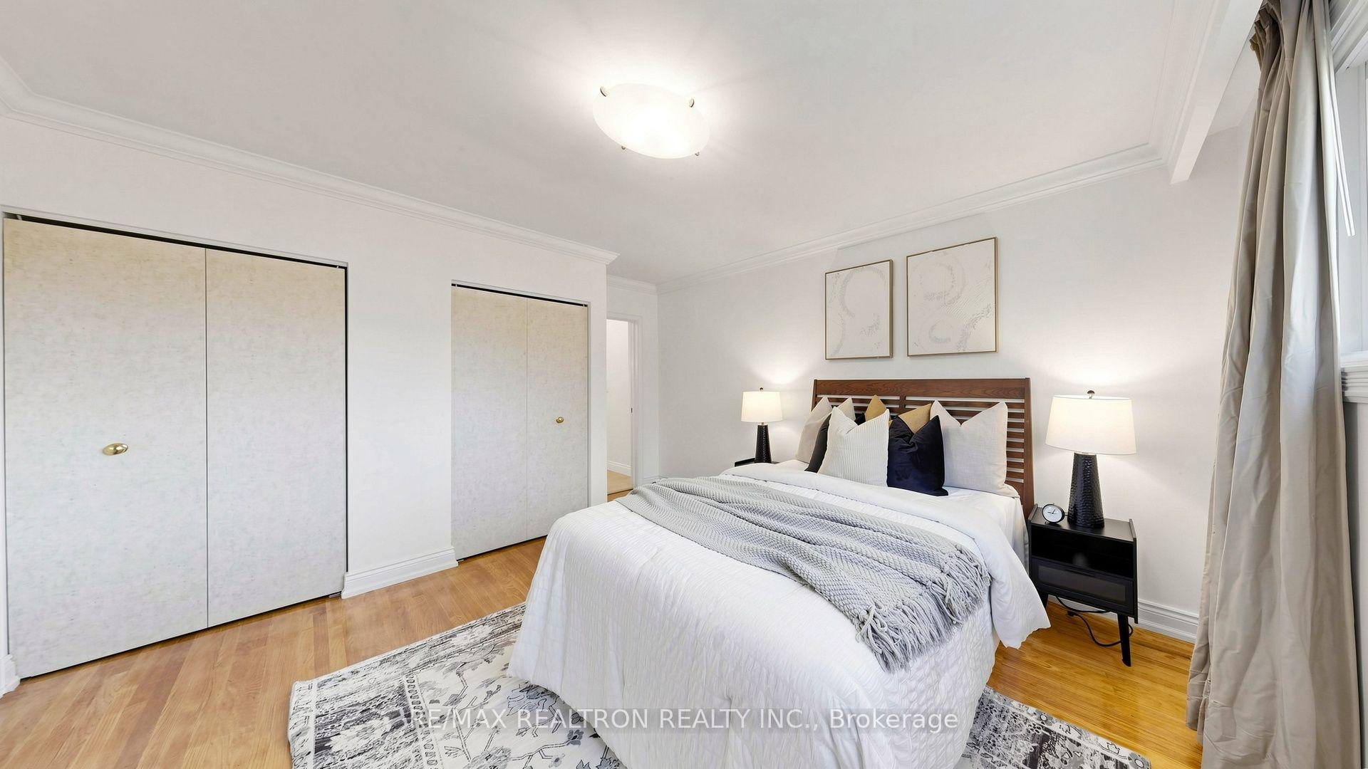 Photo 24 of 54 Dolly Varden Boulevard, Scarborough, Woburn — HOMEH