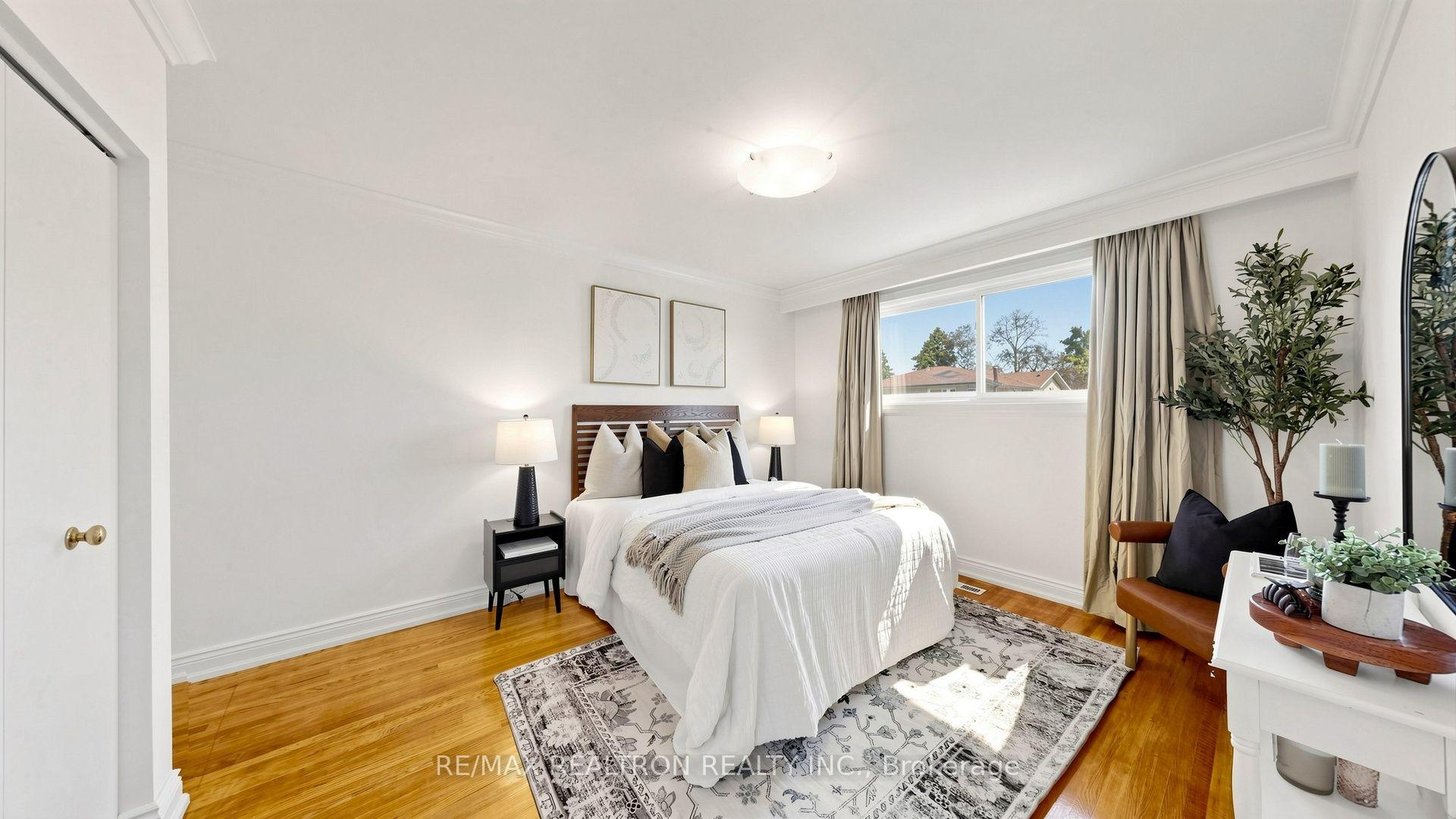 Photo 28 of 54 Dolly Varden Boulevard, Scarborough, Woburn — HOMEH