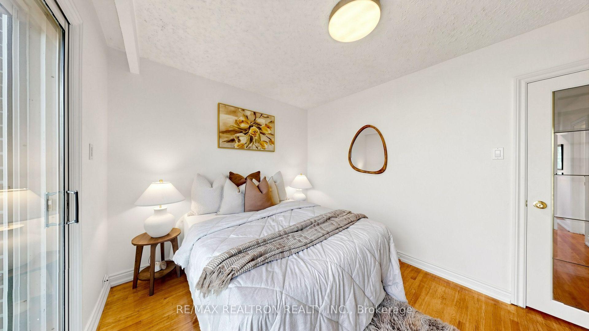 Photo 31 of 54 Dolly Varden Boulevard, Scarborough, Woburn — HOMEH