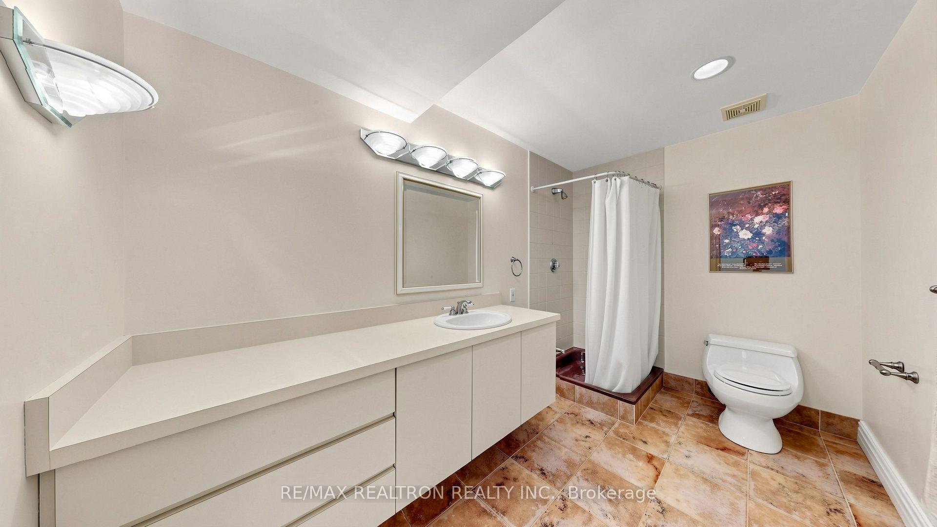 Photo 42 of 54 Dolly Varden Boulevard, Scarborough, Woburn — HOMEH