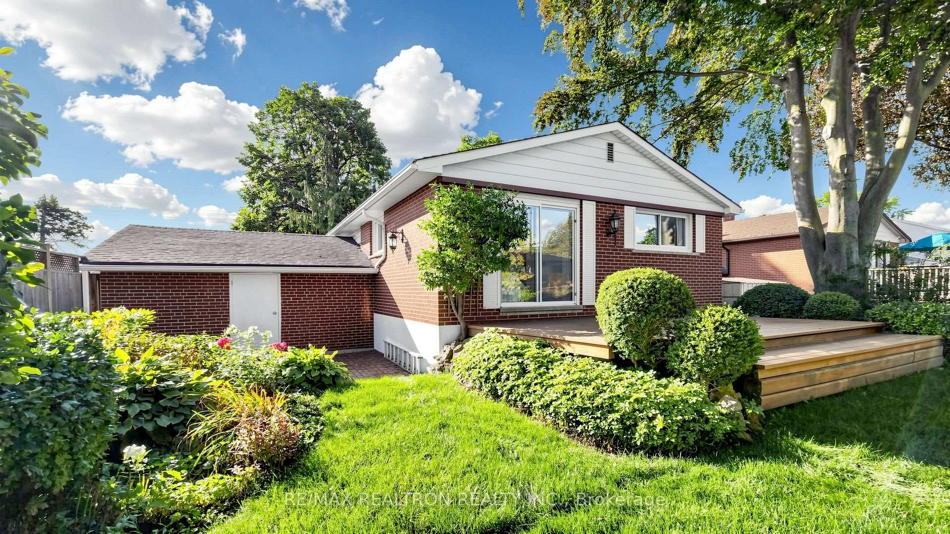 Photo 44 of 54 Dolly Varden Boulevard, Scarborough, Woburn — HOMEH