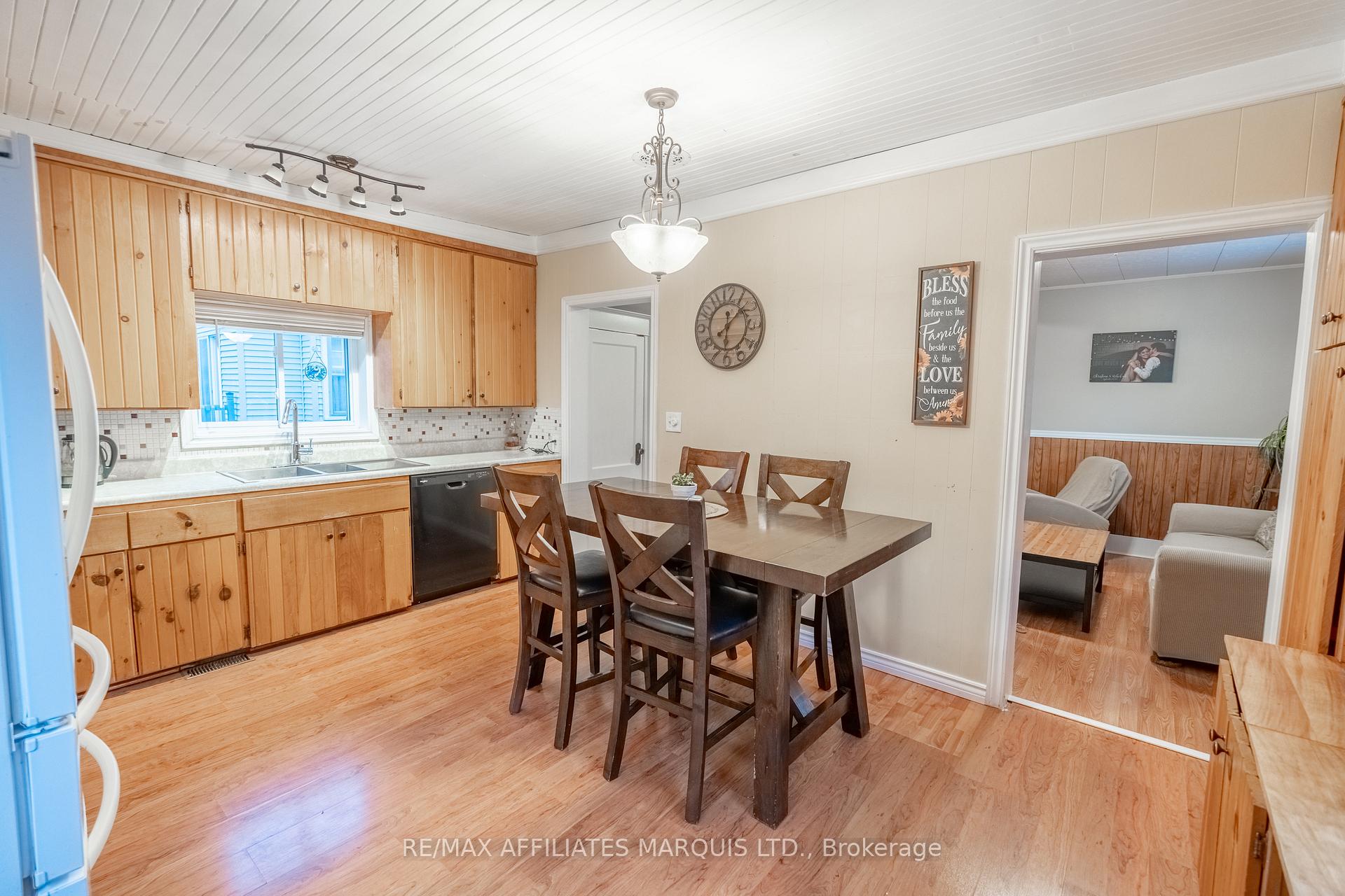 Photo 8 of 311 Fourth Street W, Cornwall, Cornwall — HOMEH